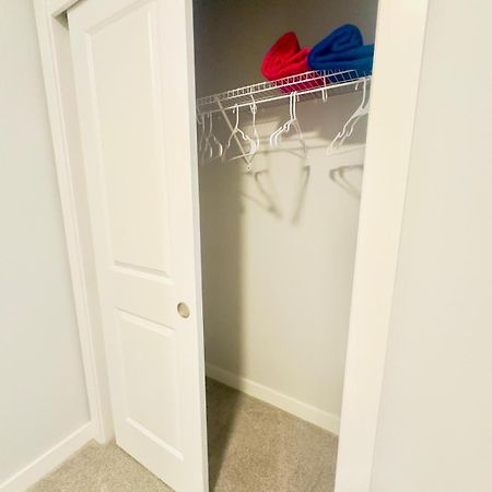 Private Room Minutes To Calgary Airport Yyc, Downtown, Banff Екстер'єр фото
